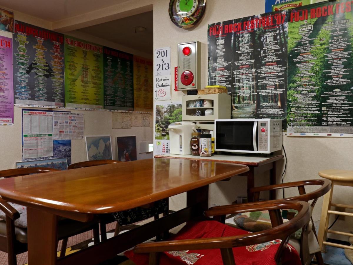 Annex Kashiwaya Hotel Юзава Екстериор снимка